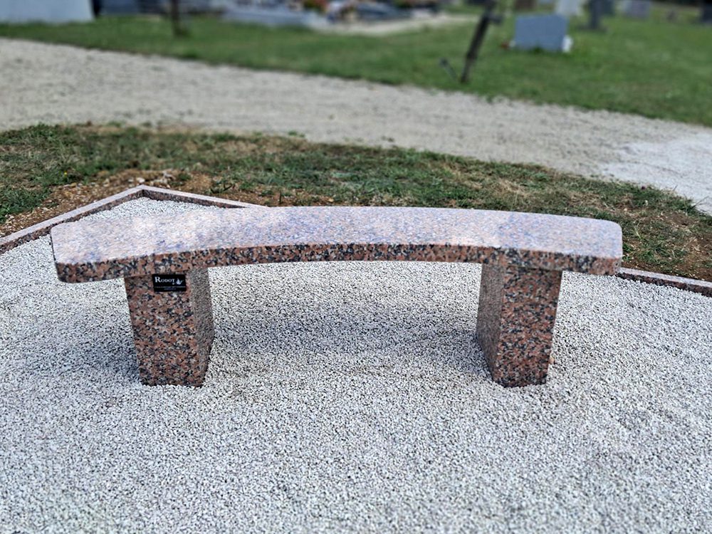 Présenté en Rosalizé (150 cm de long)